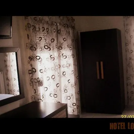 Louiza Hotel 2*