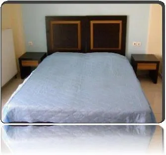 Louiza Hotel