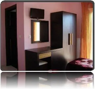 Louiza Hotel