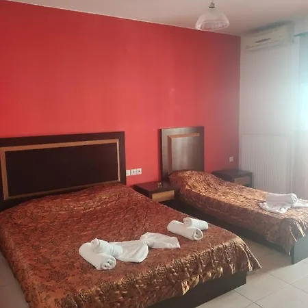 Louiza Hotel 2*