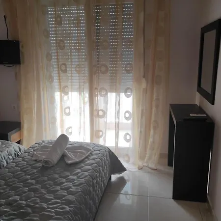 Louiza Hotel